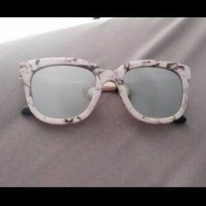 Oversized marble mirror sunnies gentle monster